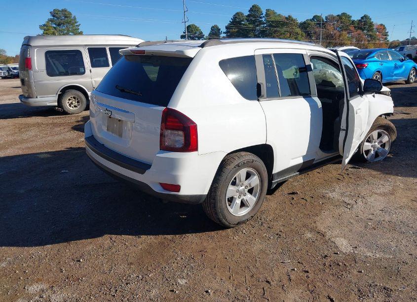 Photo 4 of 2014 Jeep Compass SPORT (VIN 1C4NJCBA4ED550411)