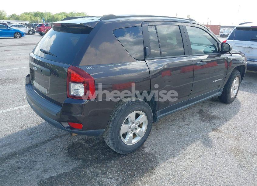 Photo 4 of 2014 Jeep Compass SPORT (VIN 1C4NJCBA4ED626998)