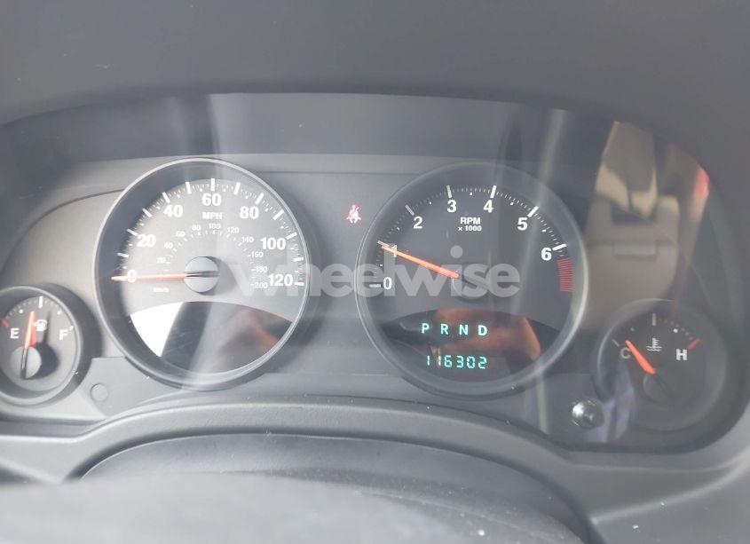 Photo 7 of 2014 Jeep Compass ALTITUDE (VIN 1C4NJCBA4ED769742)