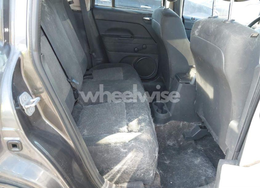 Photo 8 of 2014 Jeep Compass SPORT (VIN 1C4NJCBA4ED796908)