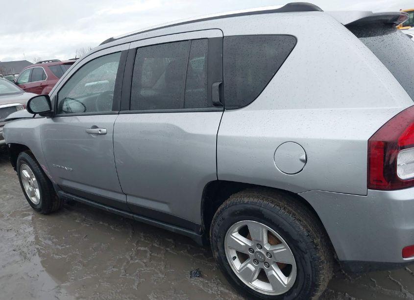 Photo 15 of 2014 Jeep Compass SPORT (VIN 1C4NJCBA4ED803663)