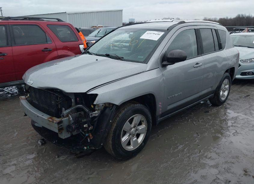 Photo 2 of 2014 Jeep Compass SPORT (VIN 1C4NJCBA4ED803663)