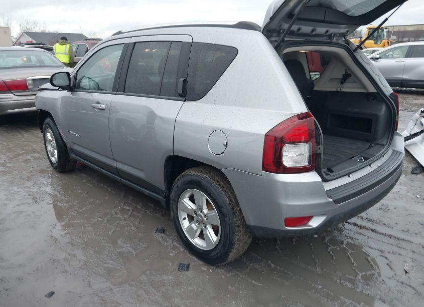 Photo 3 of 2014 Jeep Compass SPORT (VIN 1C4NJCBA4ED803663)