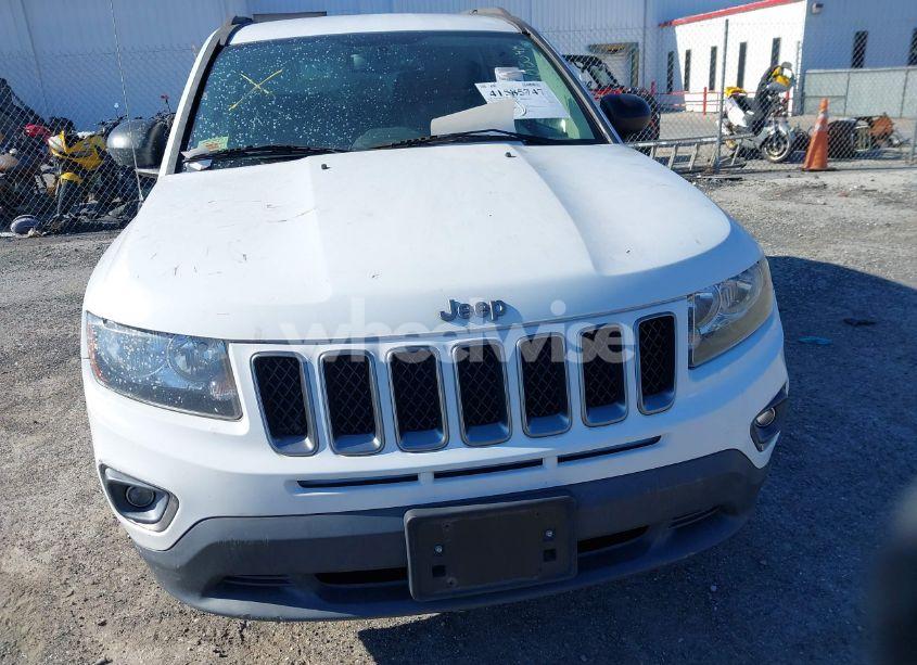 Photo 10 of 2016 Jeep Compass SPORT SE (VIN 1C4NJCBA4GD785748)