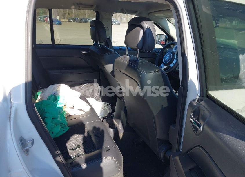 Photo 8 of 2016 Jeep Compass SPORT SE (VIN 1C4NJCBA4GD785748)