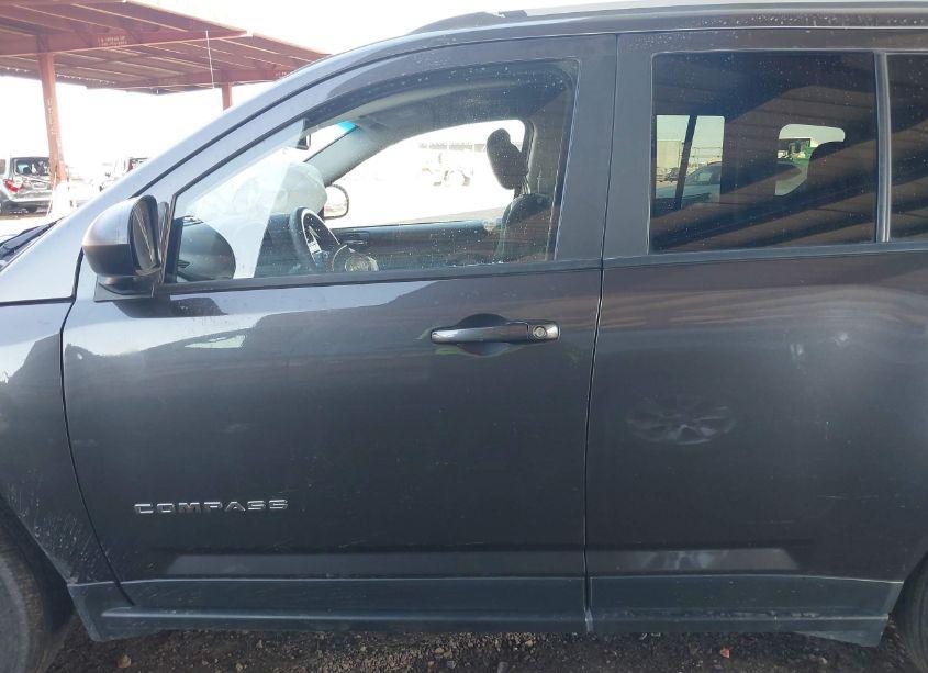 Photo 15 of 2017 Jeep Compass SPORT FWD (VIN 1C4NJCBA4HD148019)