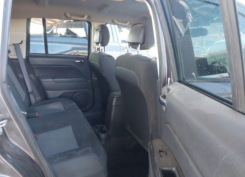 Photo 8 of 2017 Jeep Compass SPORT FWD (VIN 1C4NJCBA4HD148019)