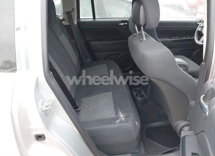 Photo 8 of 2012 Jeep Compass SPORT (VIN 1C4NJCBA5CD504194)