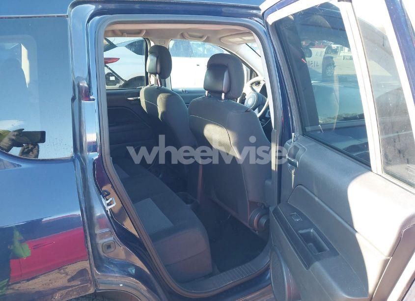 Photo 8 of 2014 Jeep Compass SPORT (VIN 1C4NJCBA5ED539353)