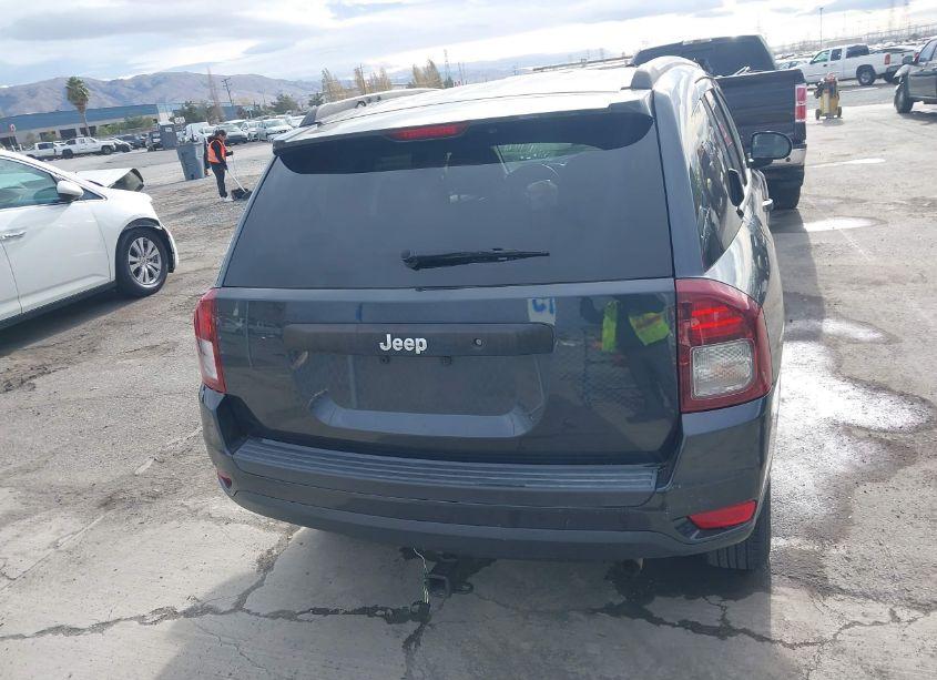 Photo 16 of 2014 Jeep Compass SPORT (VIN 1C4NJCBA5ED714572)