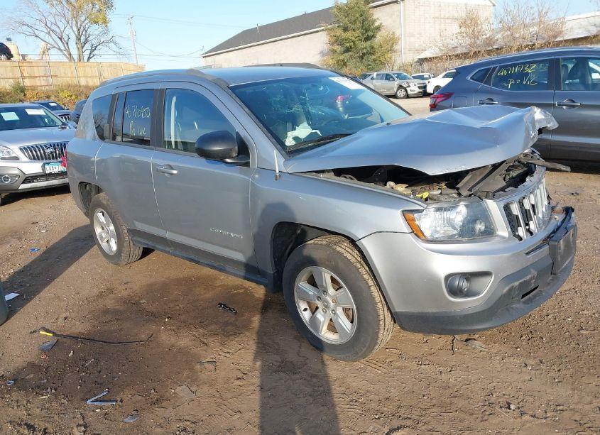 2015 Jeep Compass SPORT (VIN 1C4NJCBA5FD273334) main photo