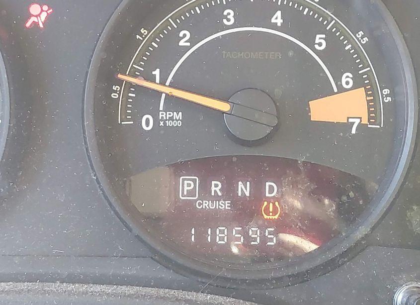 Photo 15 of 2015 Jeep Compass SPORT (VIN 1C4NJCBA5FD273334)