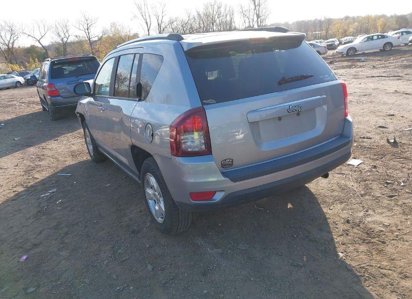 Photo 3 of 2015 Jeep Compass SPORT (VIN 1C4NJCBA5FD273334)