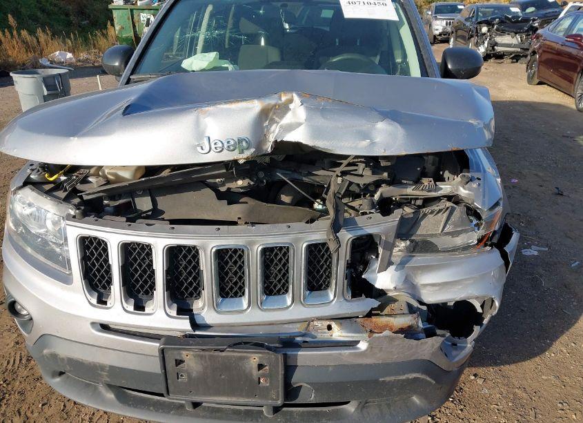 Photo 6 of 2015 Jeep Compass SPORT (VIN 1C4NJCBA5FD273334)