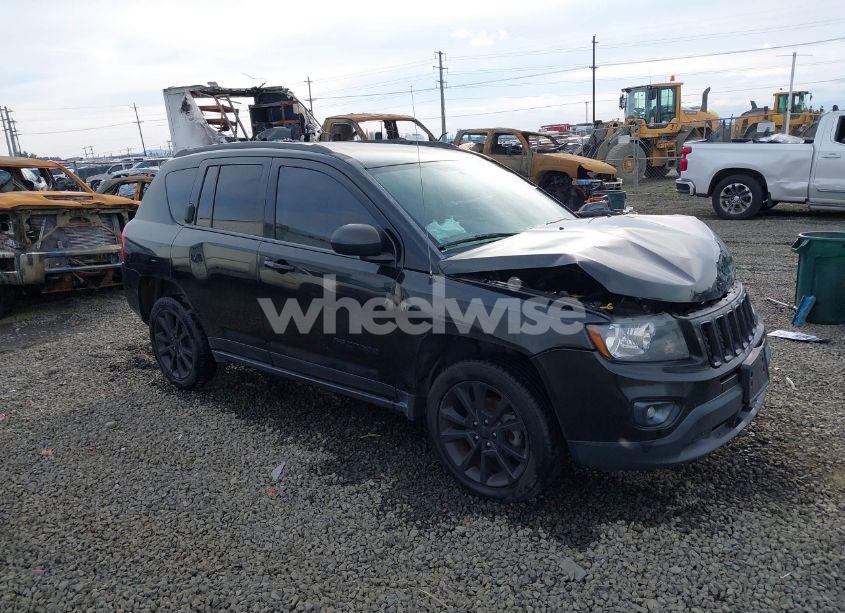 2015 Jeep Compass ALTITUDE EDITION (VIN 1C4NJCBA5FD373109) main photo