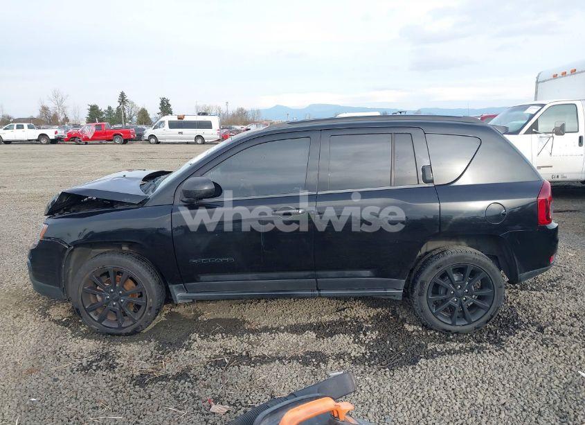 Photo 14 of 2015 Jeep Compass ALTITUDE EDITION (VIN 1C4NJCBA5FD373109)