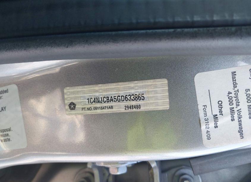 Photo 8 of 2016 Jeep Compass SPORT (VIN 1C4NJCBA5GD633865)