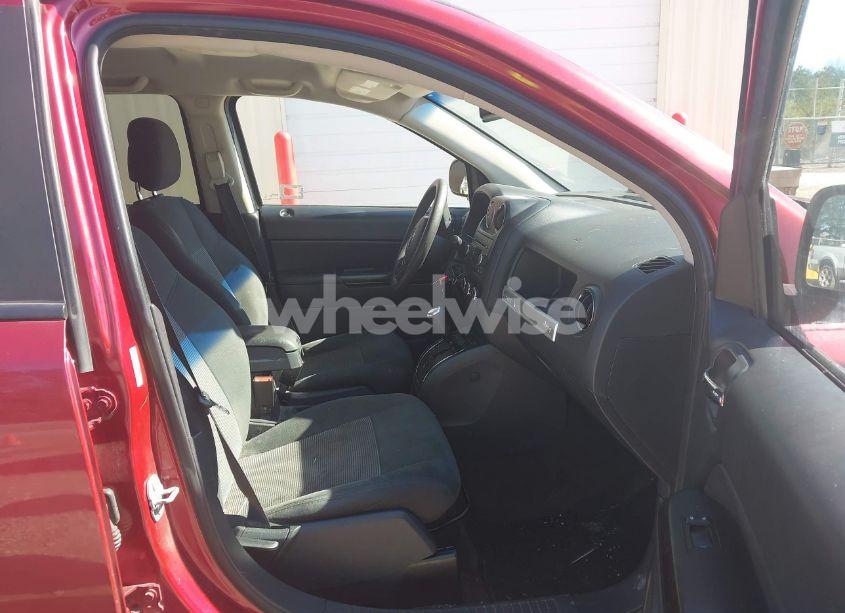 Photo 5 of 2017 Jeep Compass SPORT FWD (VIN 1C4NJCBA5HD147624)