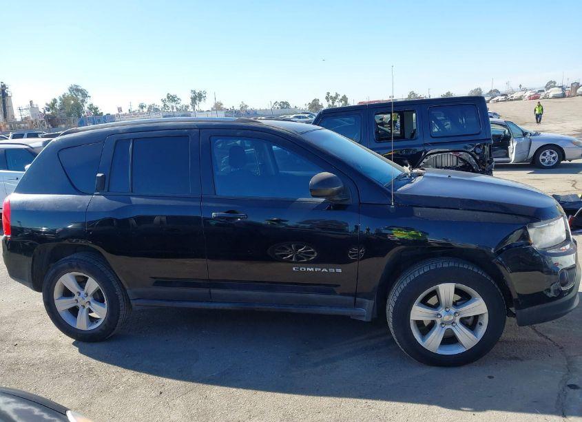 Photo 13 of 2012 Jeep Compass SPORT (VIN 1C4NJCBA6CD724184)