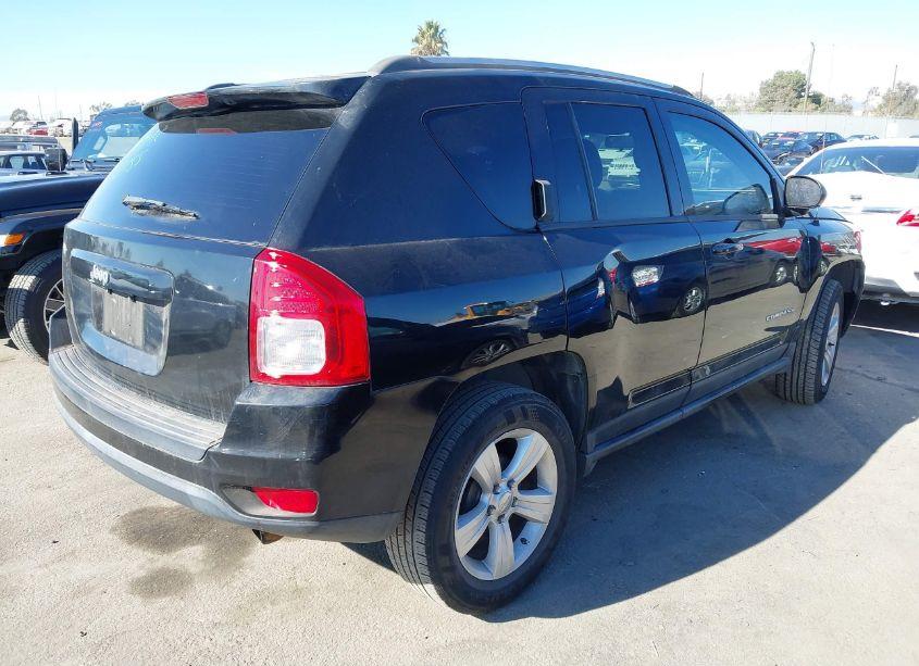 Photo 4 of 2012 Jeep Compass SPORT (VIN 1C4NJCBA6CD724184)