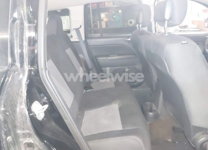 Photo 8 of 2013 Jeep Compass SPORT (VIN 1C4NJCBA6DD272299)