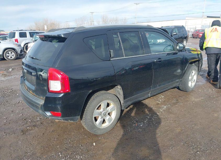 Photo 4 of 2013 Jeep Compass SPORT (VIN 1C4NJCBA6DD275705)