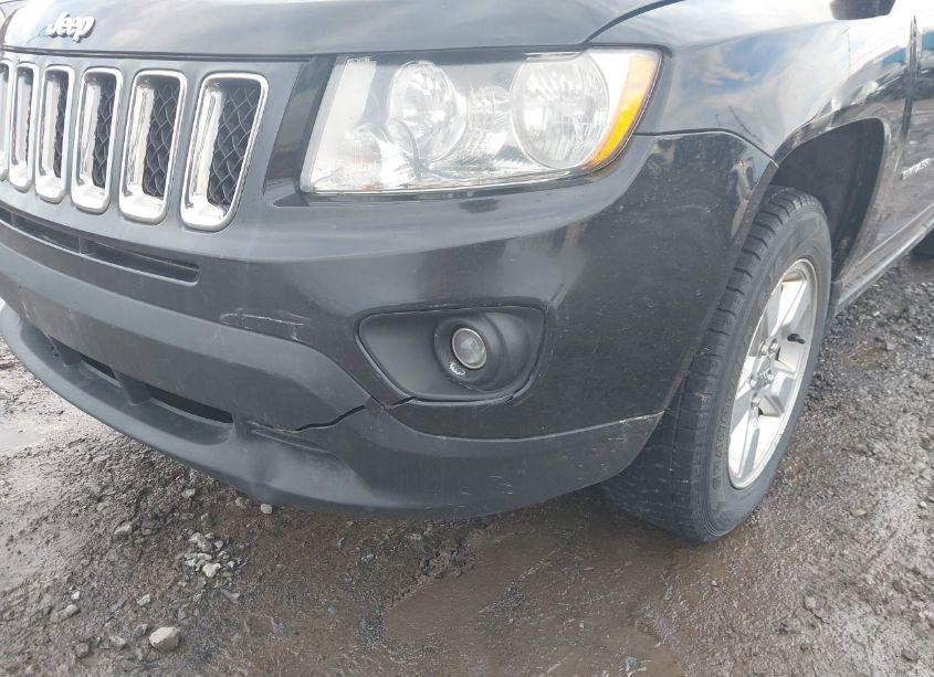 Photo 6 of 2013 Jeep Compass SPORT (VIN 1C4NJCBA6DD275705)