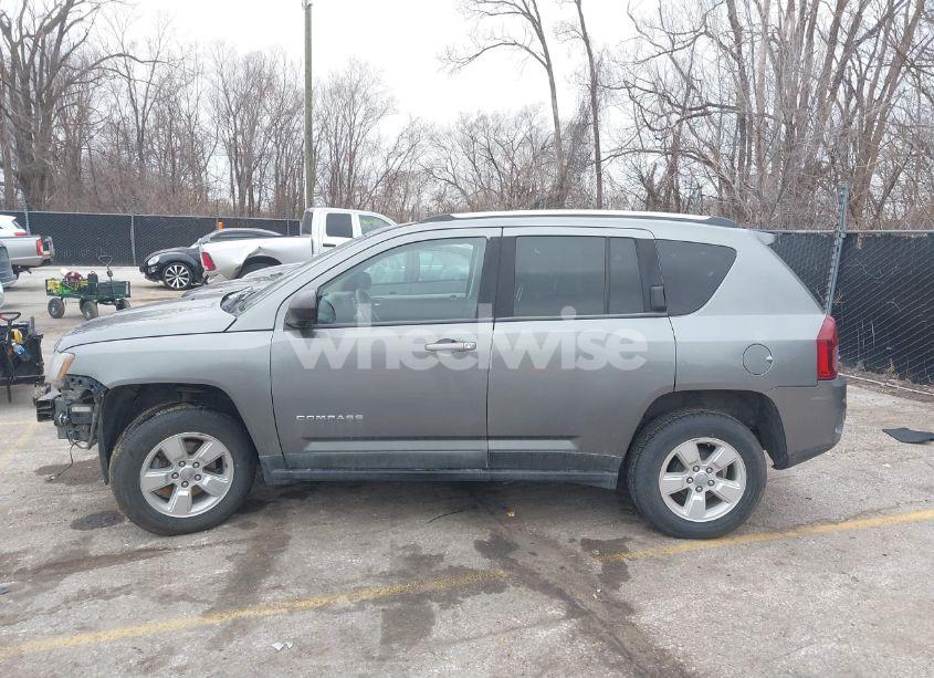 Photo 15 of 2014 Jeep Compass SPORT (VIN 1C4NJCBA6ED551995)
