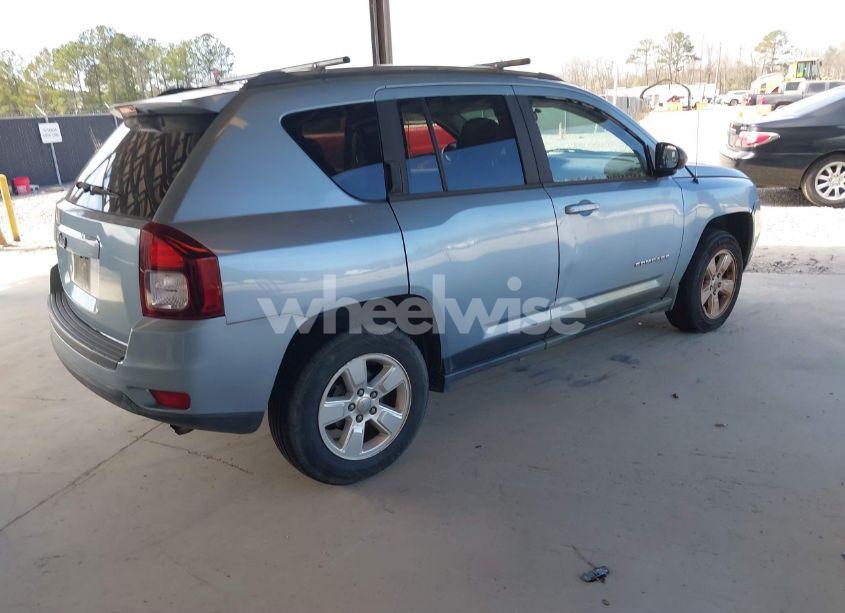Photo 4 of 2014 Jeep Compass SPORT (VIN 1C4NJCBA6ED593972)