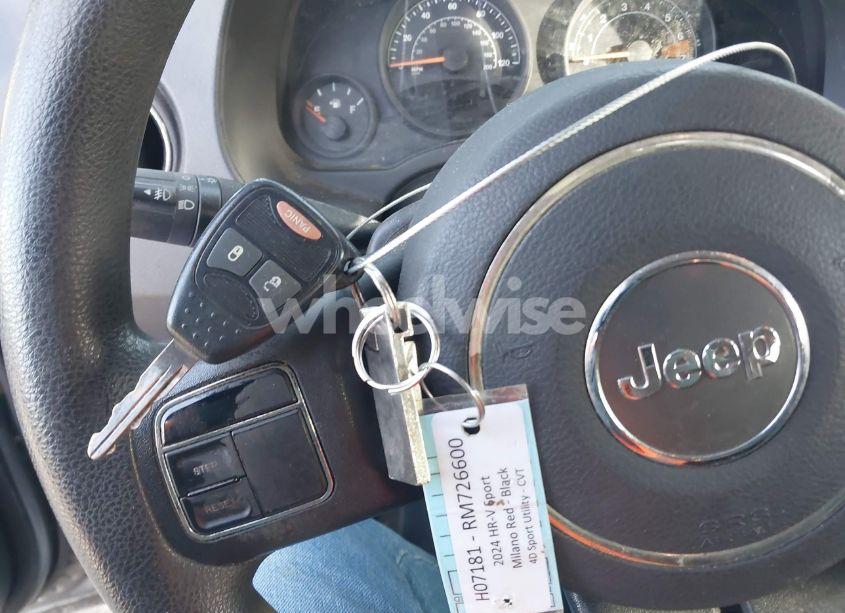 Photo 11 of 2014 Jeep Compass SPORT (VIN 1C4NJCBA6ED620698)