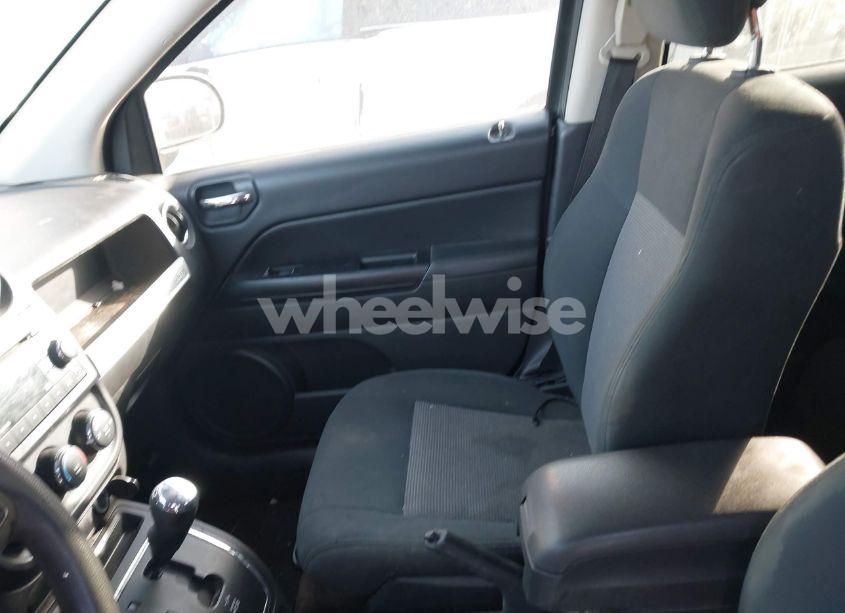 Photo 14 of 2014 Jeep Compass SPORT (VIN 1C4NJCBA6ED620698)