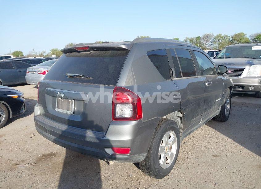 Photo 4 of 2014 Jeep Compass SPORT (VIN 1C4NJCBA6ED620698)
