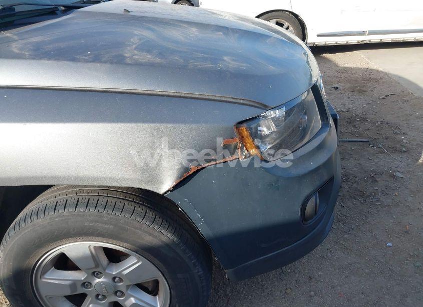 Photo 6 of 2014 Jeep Compass SPORT (VIN 1C4NJCBA6ED620698)