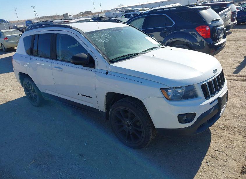 2014 Jeep Compass ALTITUDE (VIN 1C4NJCBA6ED763957) main photo