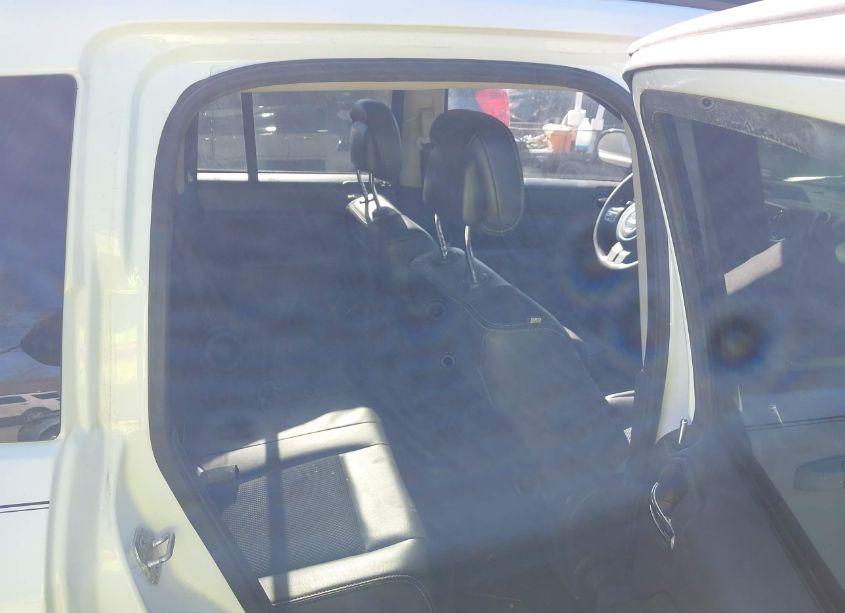 Photo 8 of 2014 Jeep Compass ALTITUDE (VIN 1C4NJCBA6ED763957)