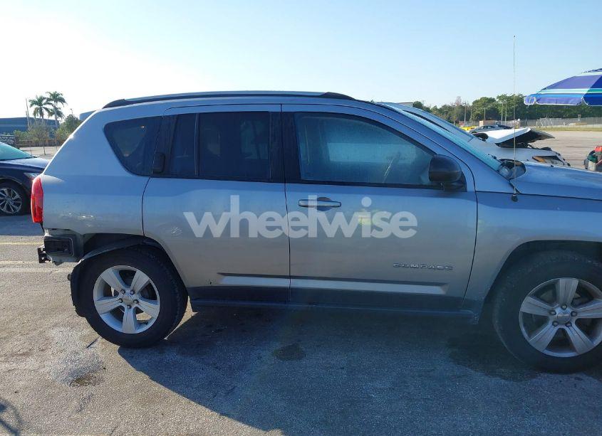 Photo 14 of 2016 Jeep Compass SPORT (VIN 1C4NJCBA6GD687949)