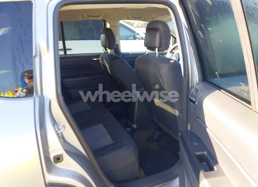 Photo 8 of 2016 Jeep Compass SPORT (VIN 1C4NJCBA6GD687949)