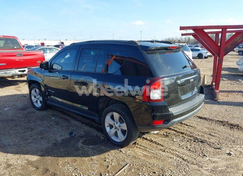 Photo 3 of 2016 Jeep Compass SPORT (VIN 1C4NJCBA6GD710064)