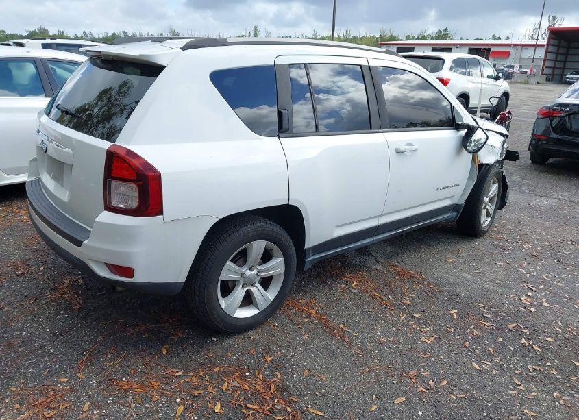 Photo 4 of 2017 Jeep Compass SPORT FWD (VIN 1C4NJCBA6HD123185)