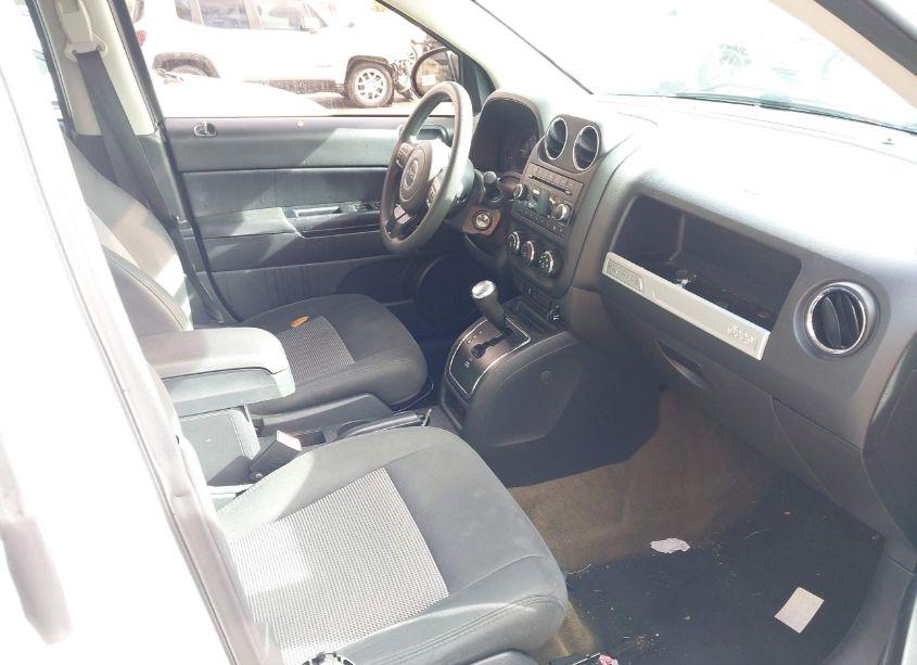 Photo 5 of 2017 Jeep Compass SPORT FWD (VIN 1C4NJCBA6HD123185)