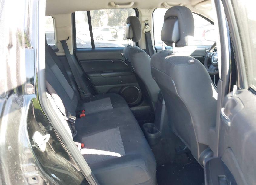 Photo 8 of 2013 Jeep Compass SPORT (VIN 1C4NJCBA7DD265376)