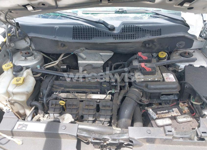 Photo 10 of 2014 Jeep Compass SPORT (VIN 1C4NJCBA7ED537409)