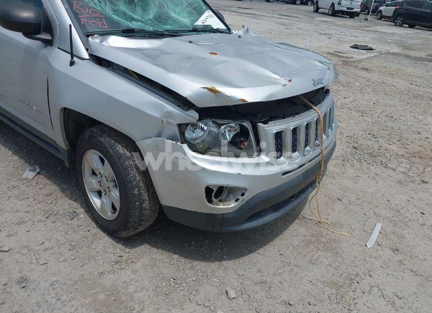 Photo 6 of 2014 Jeep Compass SPORT (VIN 1C4NJCBA7ED537409)
