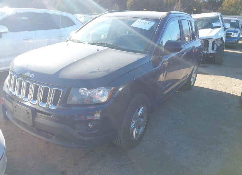 Photo 2 of 2014 Jeep Compass SPORT (VIN 1C4NJCBA7ED537412)