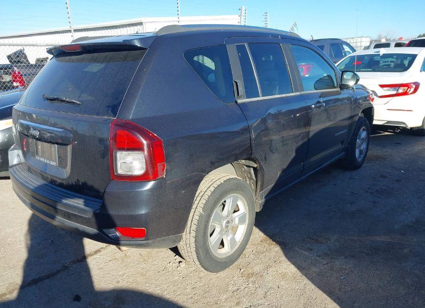 Photo 4 of 2014 Jeep Compass SPORT (VIN 1C4NJCBA7ED537412)