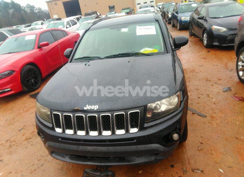Photo 12 of 2014 Jeep Compass SPORT (VIN 1C4NJCBA7ED725752)
