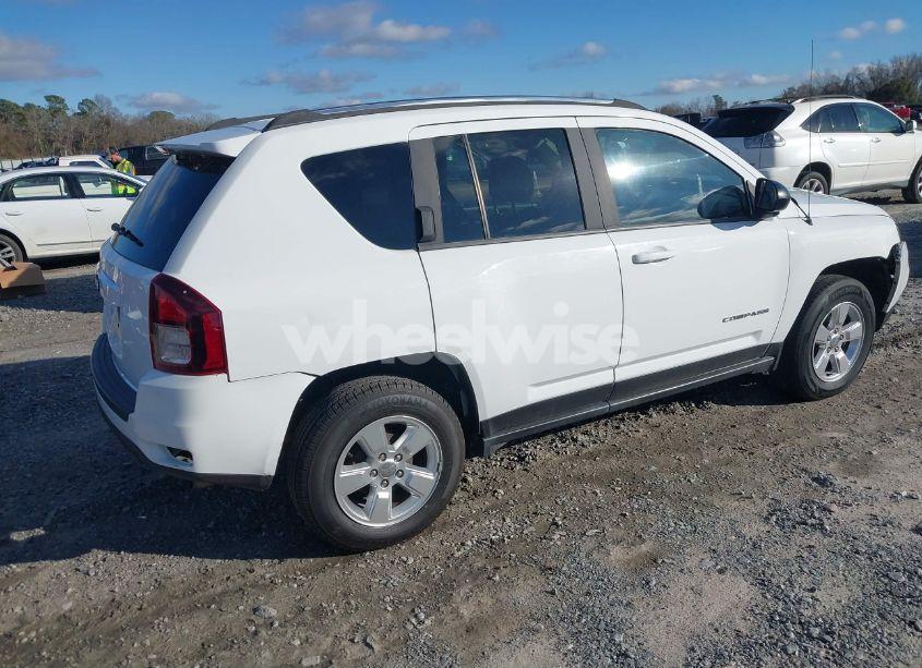 Photo 4 of 2014 Jeep Compass SPORT (VIN 1C4NJCBA7ED743040)