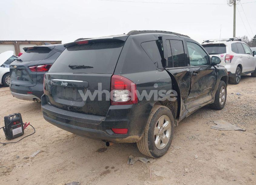 Photo 4 of 2014 Jeep Compass SPORT (VIN 1C4NJCBA7ED800997)