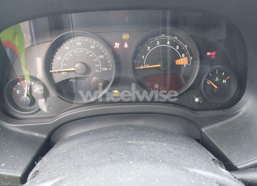 Photo 7 of 2014 Jeep Compass SPORT (VIN 1C4NJCBA7ED821929)