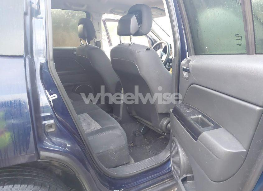 Photo 8 of 2014 Jeep Compass SPORT (VIN 1C4NJCBA7ED821929)